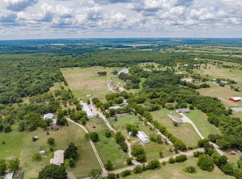 1611 County Road 4104, Greenville, TX for sale - Building Photo - Image 2 of 35