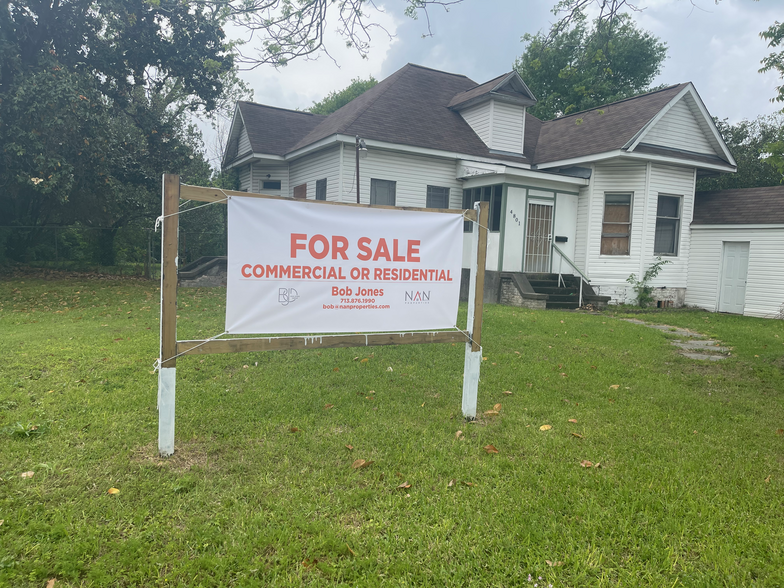 4801 N Main St, Houston, TX for sale - Building Photo - Image 1 of 1