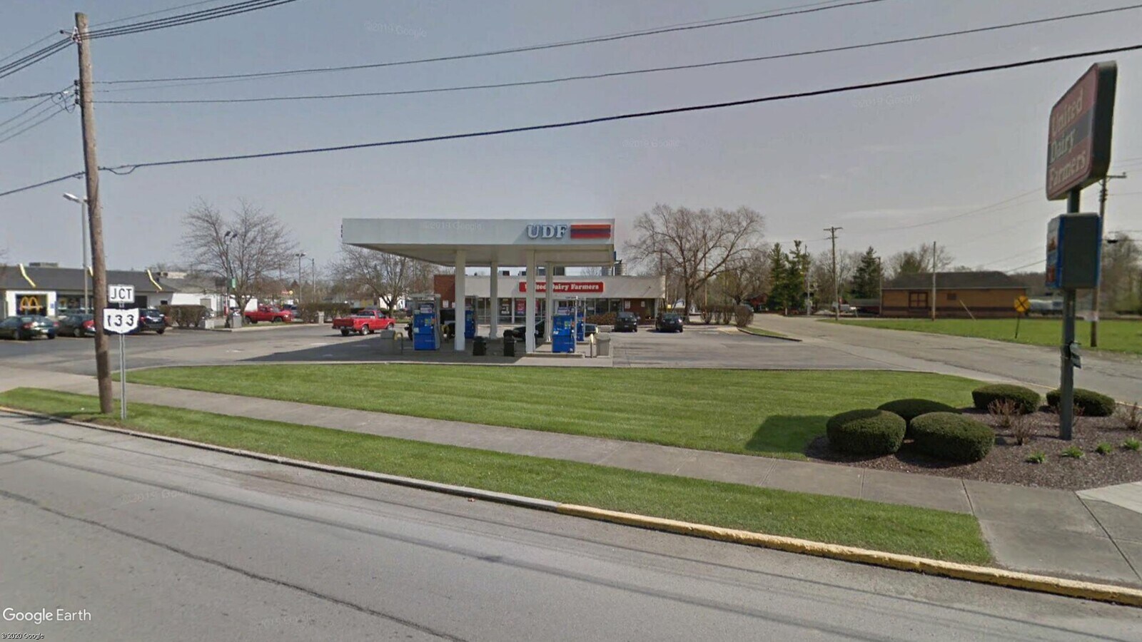 211 W Main St, Blanchester, OH 45107