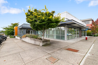 2210 Rimland Dr, Bellingham, WA for lease Building Photo- Image 2 of 40