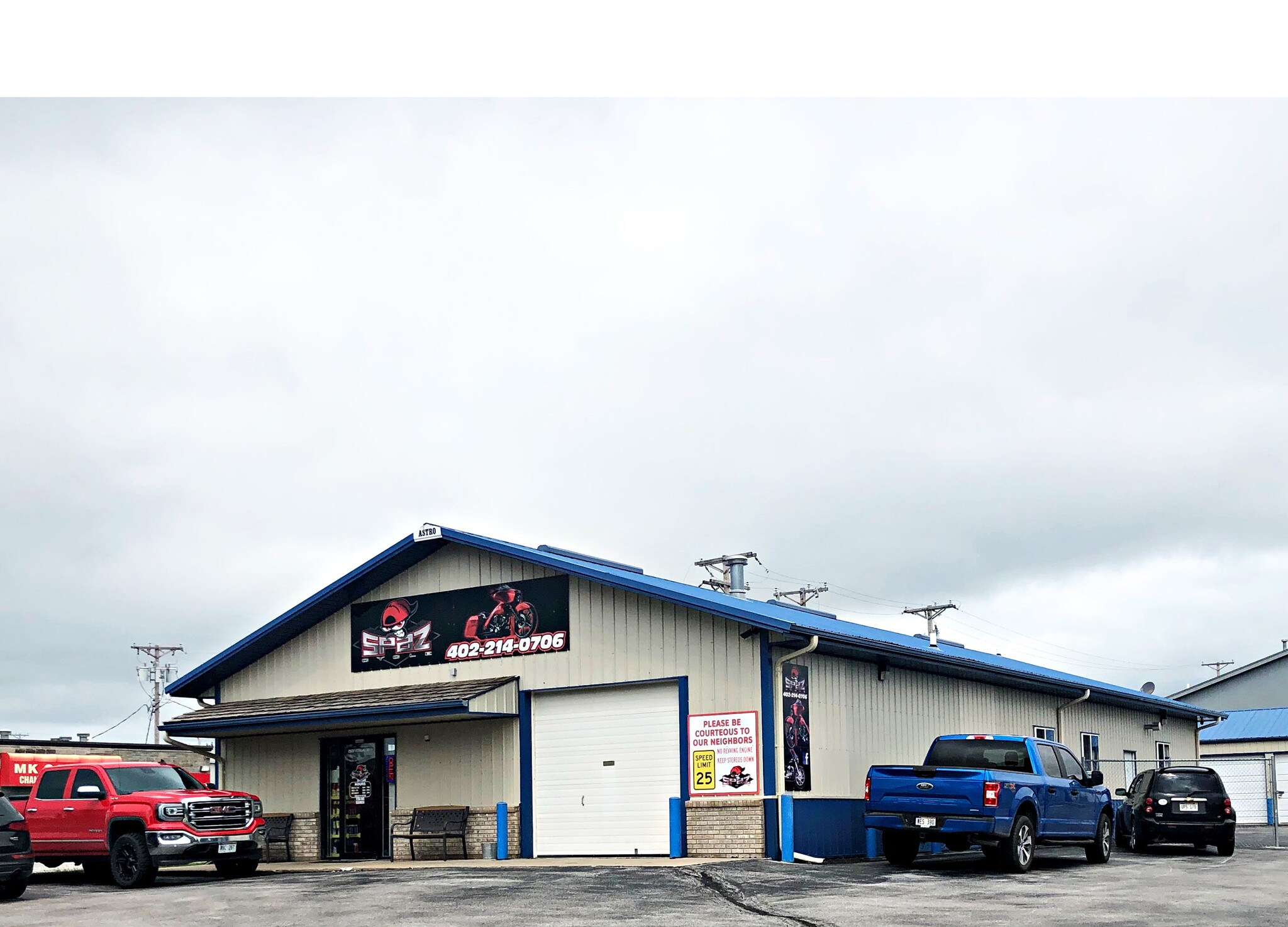 20120 Veterans Dr, Elkhorn, NE for sale Building Photo- Image 1 of 1