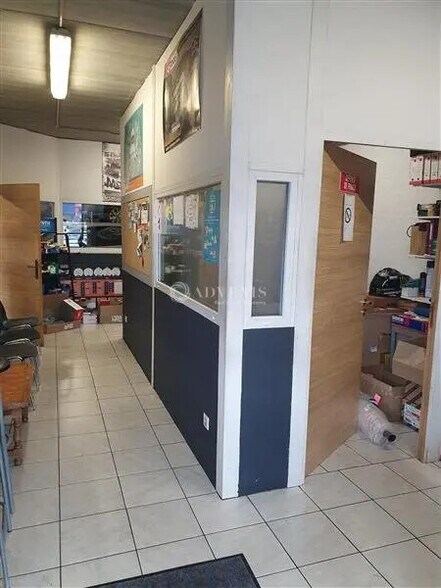 Flex in Pulnoy for lease - Interior Photo - Image 2 of 4