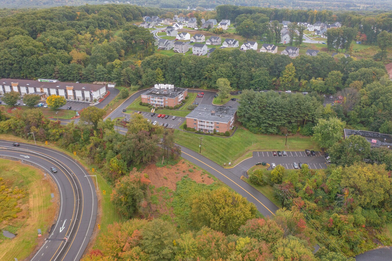 81 Laning St, Southington, CT 06489