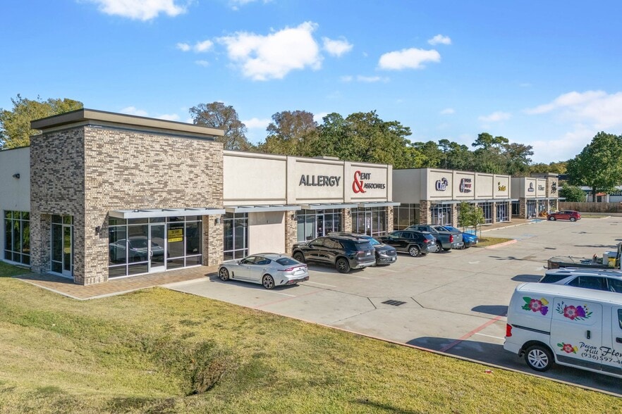 107 Old River Rd, Montgomery, TX for sale - Building Photo - Image 2 of 18