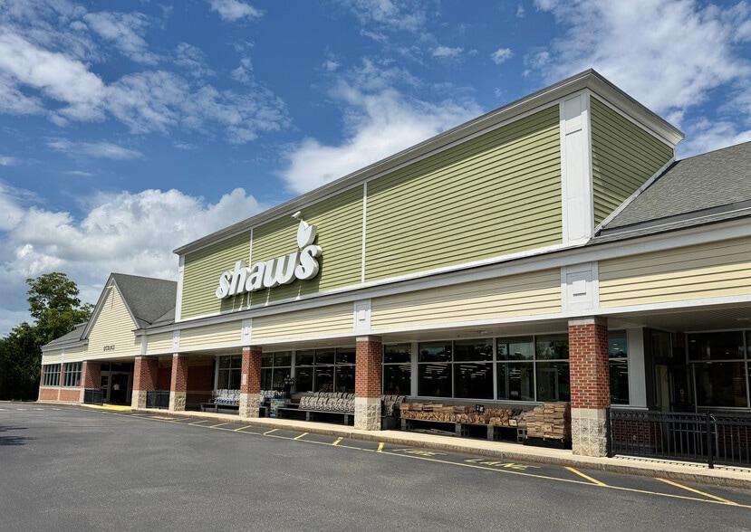 4-8 Plaistow Rd, Plaistow, NH for lease - Building Photo - Image 1 of 11