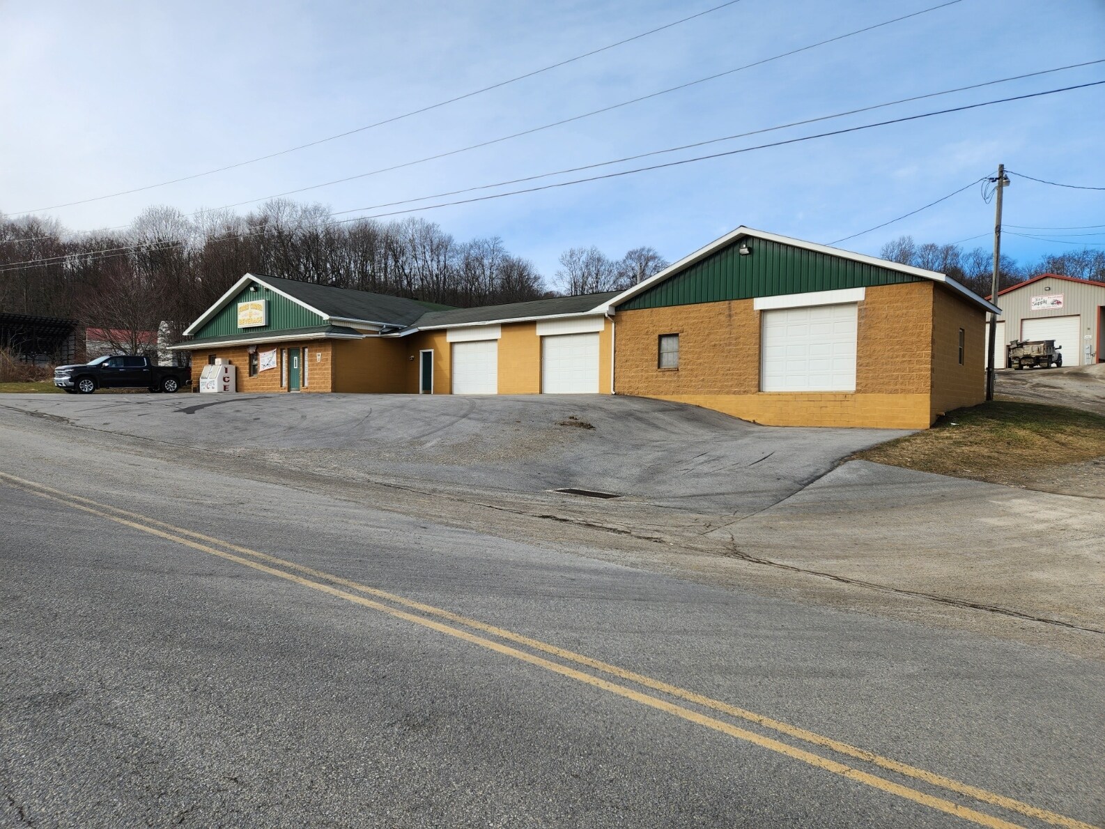 104 Dakota Ln, Nanty Glo, PA 15943 Industrial for Sale