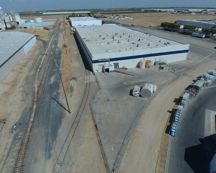3630 E Wawona Ave, Fresno, CA for lease - Aerial - Image 2 of 5