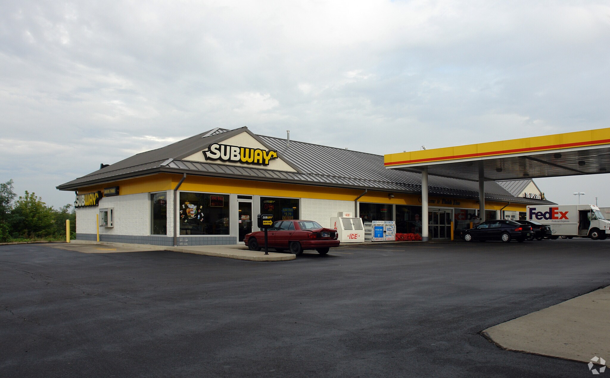 6302 Illinois Rd, Fort Wayne, IN for sale Primary Photo- Image 1 of 1