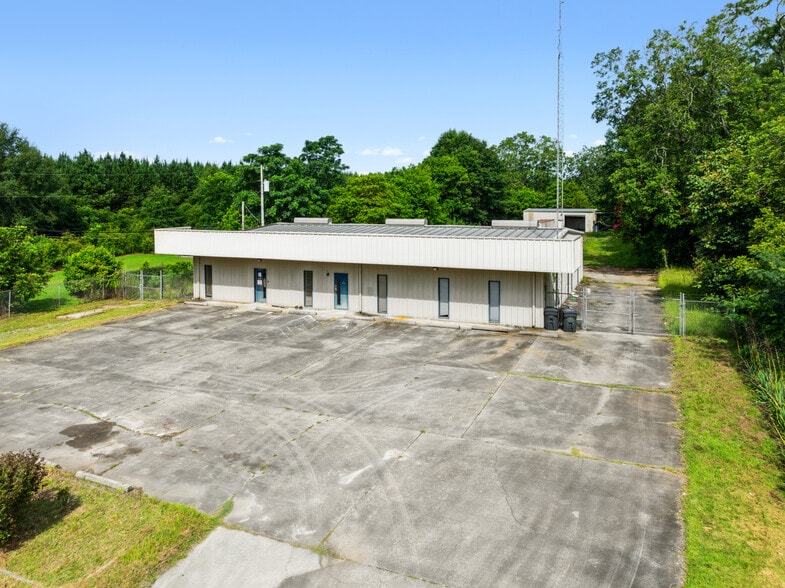 106 Torrence Rd, Tuskegee, AL for sale - Building Photo - Image 3 of 14