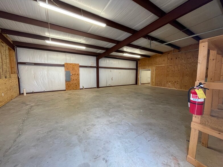 500 26th St, Opelika, AL for lease - Building Photo - Image 2 of 6