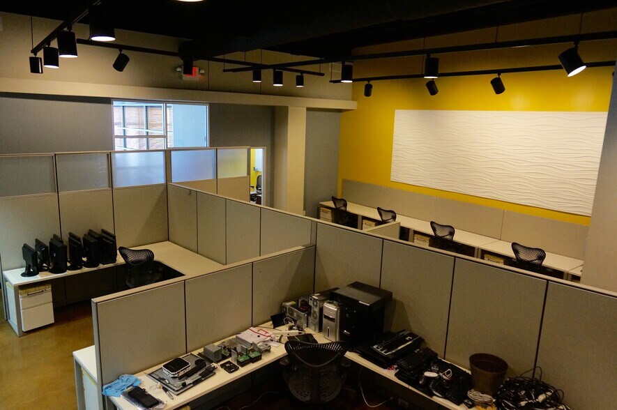 333 S Jefferson St, Springfield, MO for lease - Interior Photo - Image 3 of 12