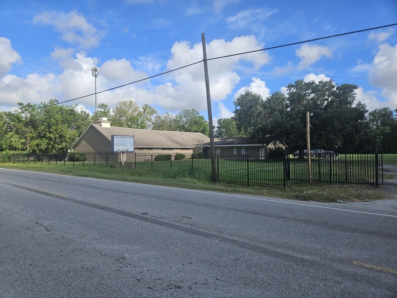 7114 Breen Dr, Houston, TX for sale - Building Photo - Image 3 of 8