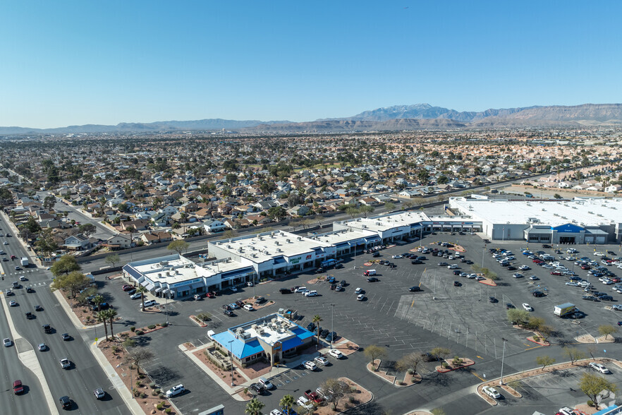 3531-3675 S Rainbow Blvd, Las Vegas, NV for lease - Building Photo - Image 2 of 16