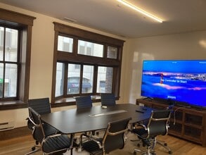 10 E Ohio St, Chicago, IL for lease Interior Photo- Image 2 of 3