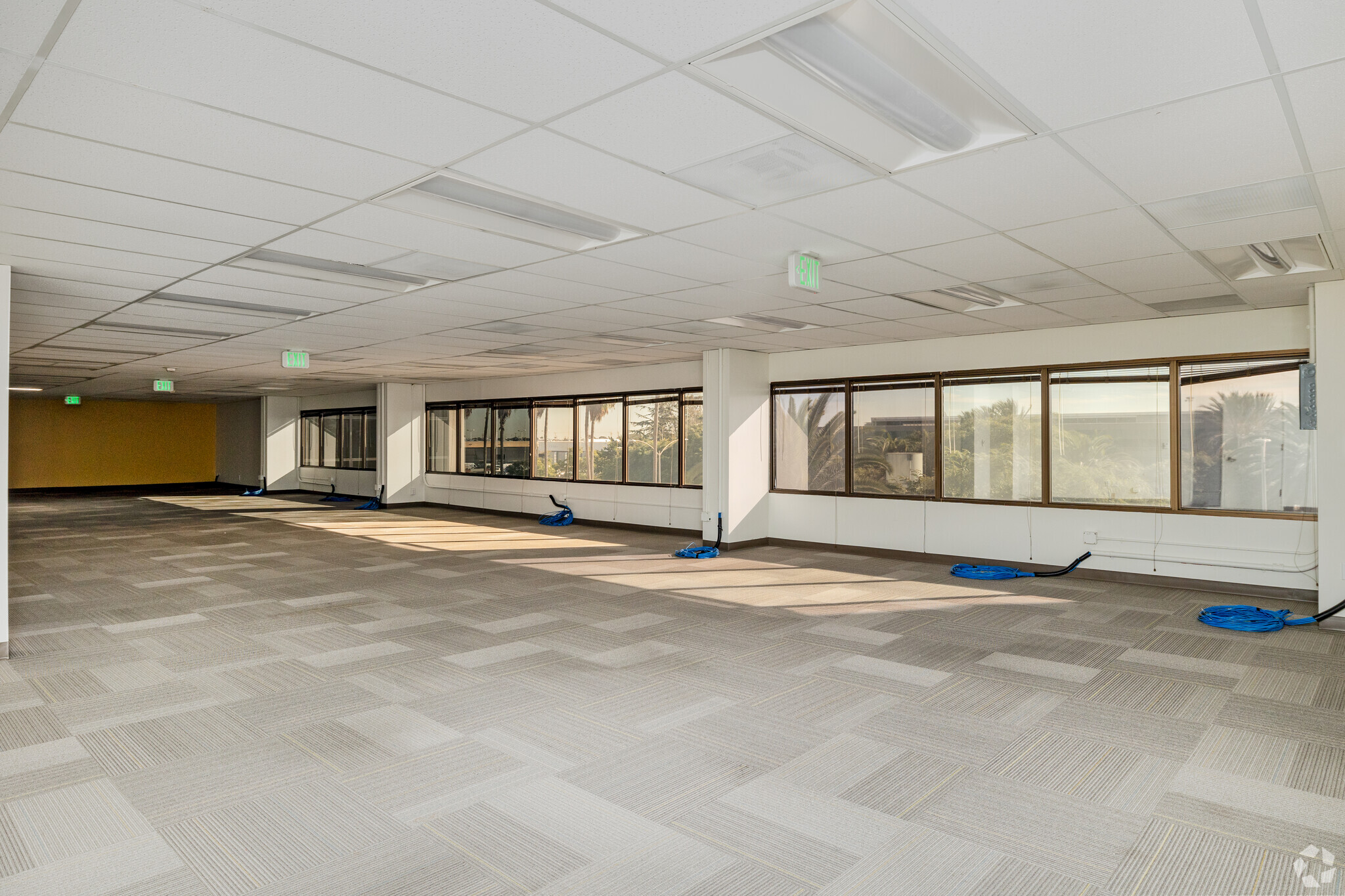 5757 W Century Blvd, Los Angeles, CA for lease Interior Photo- Image 1 of 5