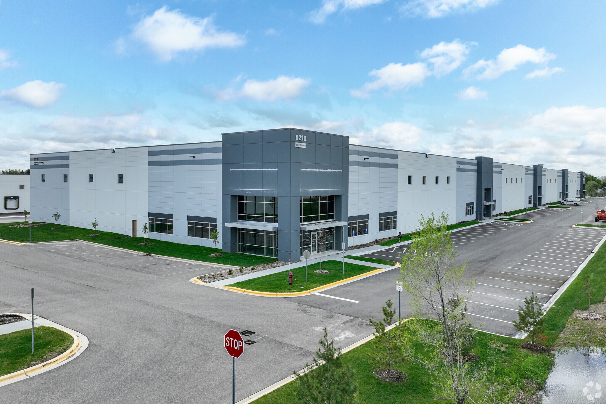 8210 Courthouse Blvd, Inver Grove Heights, MN for sale Building Photo- Image 1 of 1