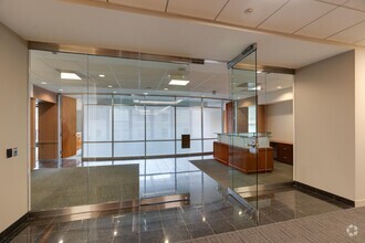 111 E Wacker Dr, Chicago, IL for lease Interior Photo- Image 2 of 10