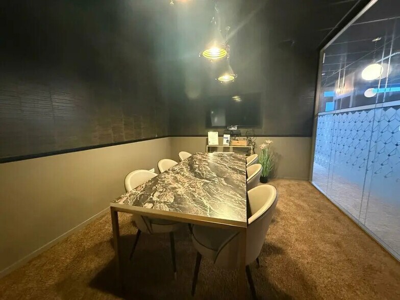 Office in Isneauville for lease - Building Photo - Image 2 of 7