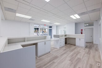 5223 N El Dorado St, Stockton, CA for lease Interior Photo- Image 2 of 23