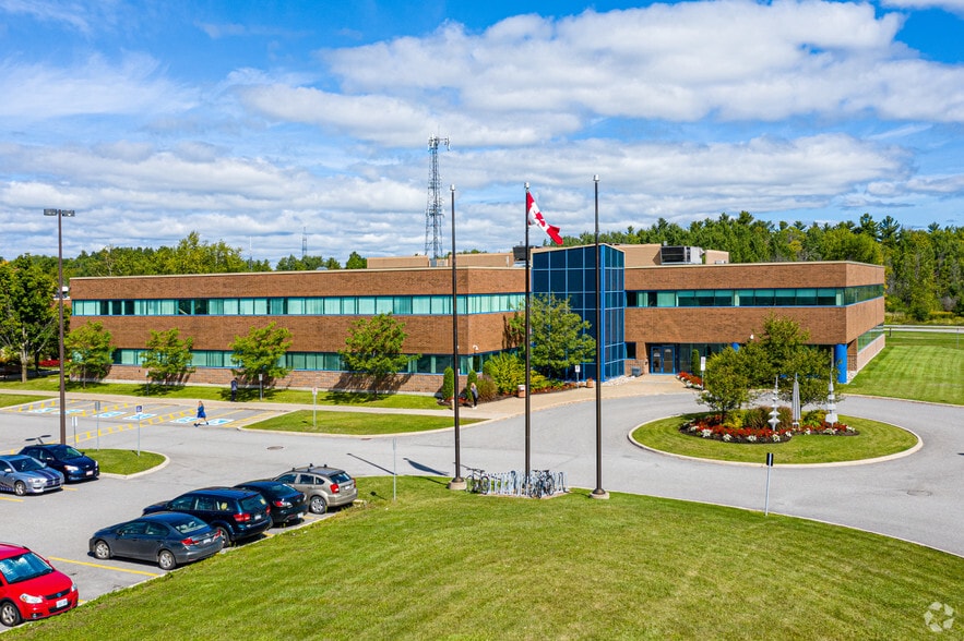 200 Boul De La Technologie, Gatineau, QC for sale - Building Photo - Image 2 of 2