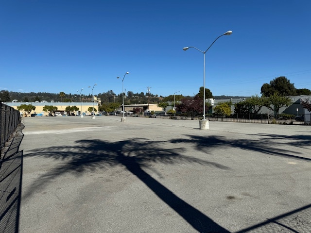 216 Evergreen St, Santa Cruz, CA for lease - Building Photo - Image 2 of 3