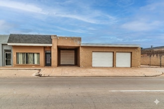 3209 34th St, Lubbock, TX for lease Building Photo- Image 2 of 17