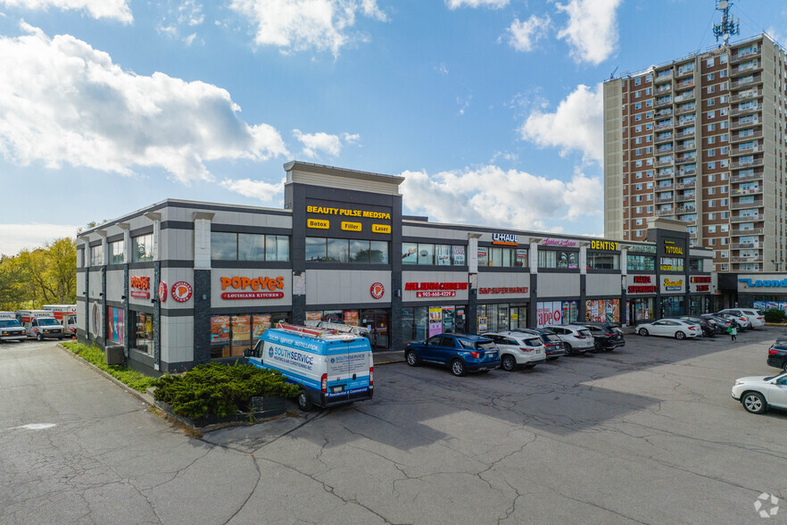 965 Dundas St W, Whitby, ON for lease - Primary Photo - Image 1 of 5