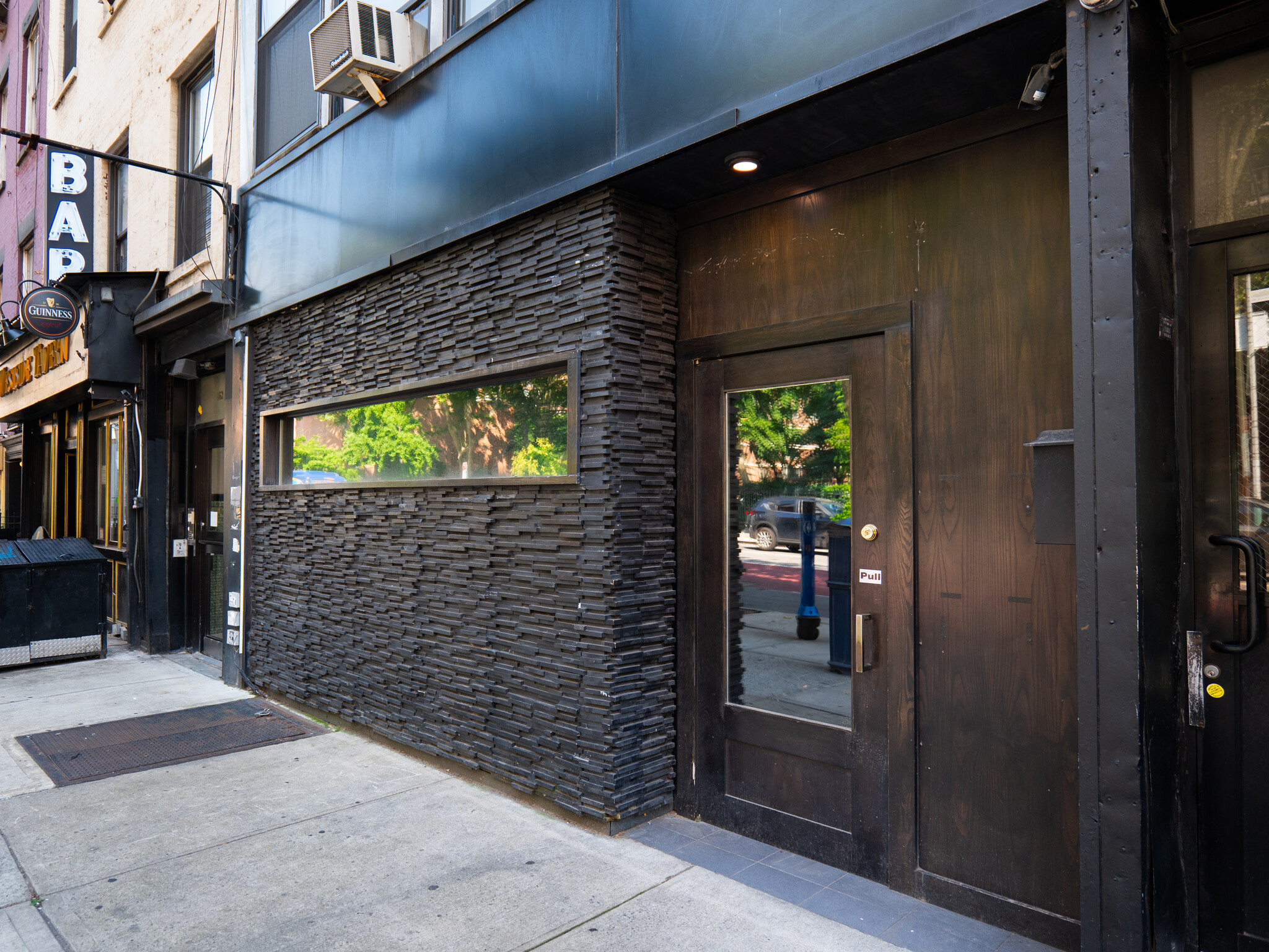 362 W 23rd St, New York, NY for lease Building Photo- Image 1 of 18