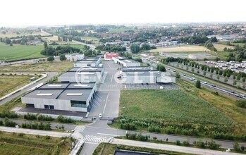 2 Rue Pierre-Antoine Delahousse, Roncq, NOR - Aerial  map view