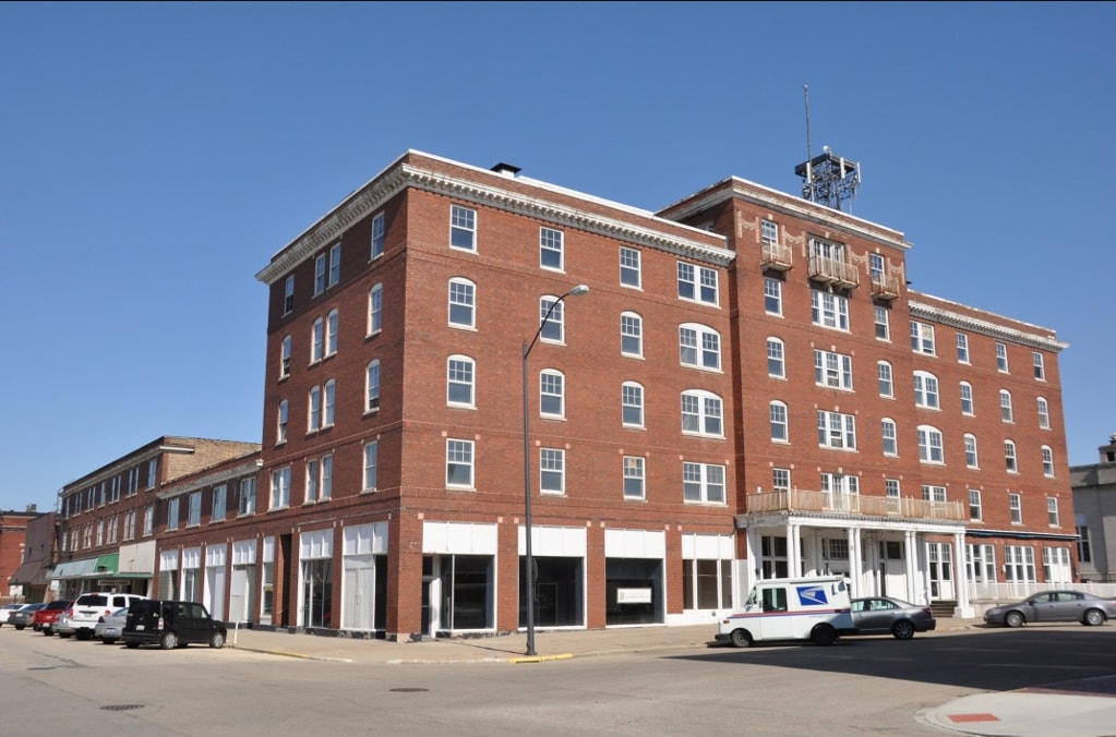 Historic Strategic Redevelopment Block portfolio of 6 properties for sale on LoopNet.com Building Photo- Image 1 of 28