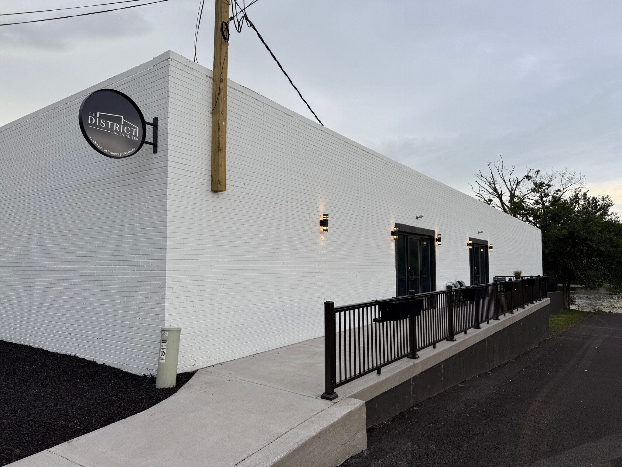 201 W Hydraulic St, Yorkville, IL for lease Building Photo- Image 1 of 10