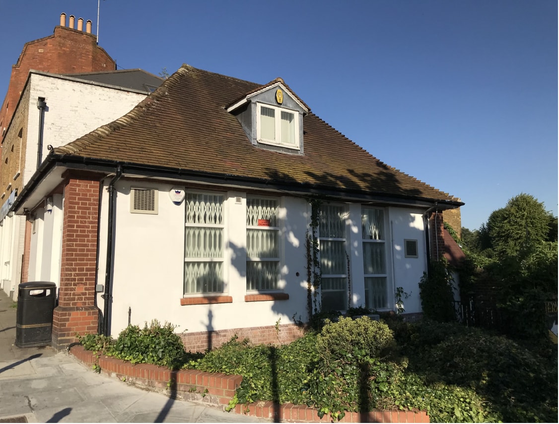 6-8 Roehampton High St, London for sale Primary Photo- Image 1 of 1