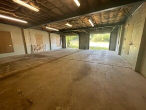 10 Rhoda St, Farrell, PA for lease Interior Photo- Image 2 of 14