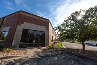 6901 E Fish Lake Rd, Maple Grove, MN for lease Lobby- Image 1 of 20