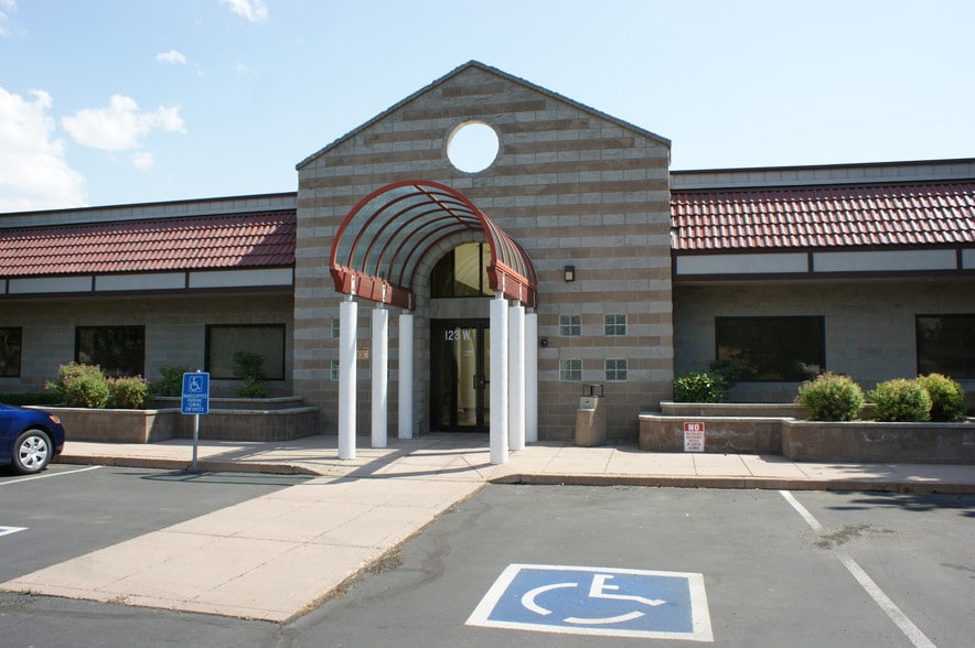 123 W Nye Ln, Carson City, NV for lease - Primary Photo - Image 2 of 12