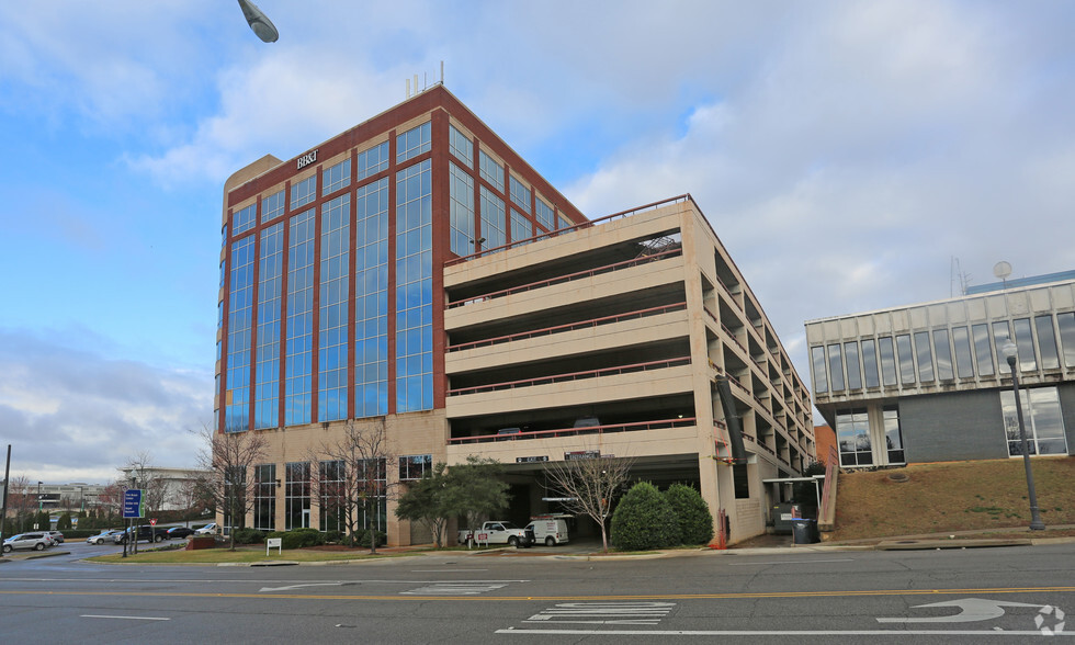 305 Church St, Huntsville, AL for lease - Building Photo - Image 2 of 4