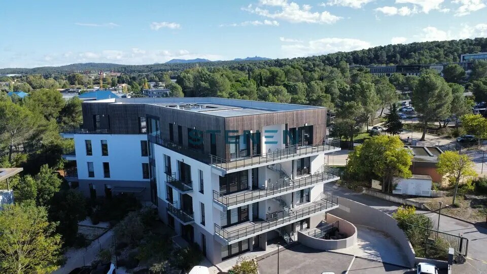 Location Bureaux 480 m² - Photo 1
