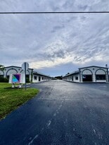 Artisan's Plaza - 5760 Shirley St - Parking Garage