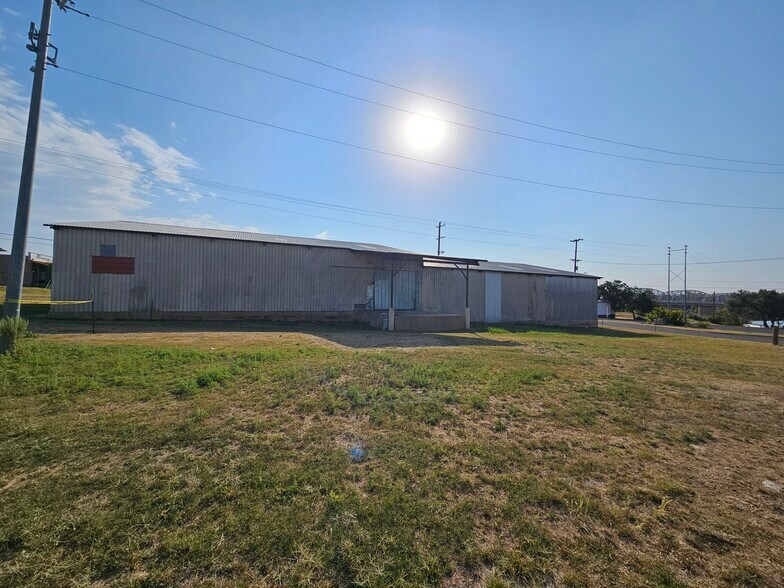 TBD Legion Dr, Llano, TX for sale - Building Photo - Image 1 of 10