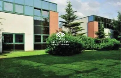 Industrial in Mitry-Mory for lease Building Photo- Image 1 of 3