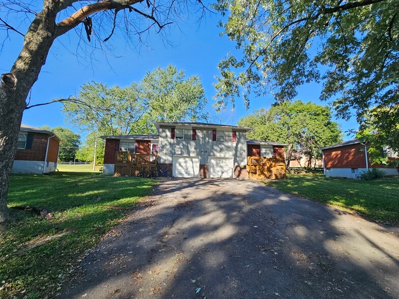 516 NE Florence Ave, Lee's Summit, MO for sale - Primary Photo - Image 1 of 1