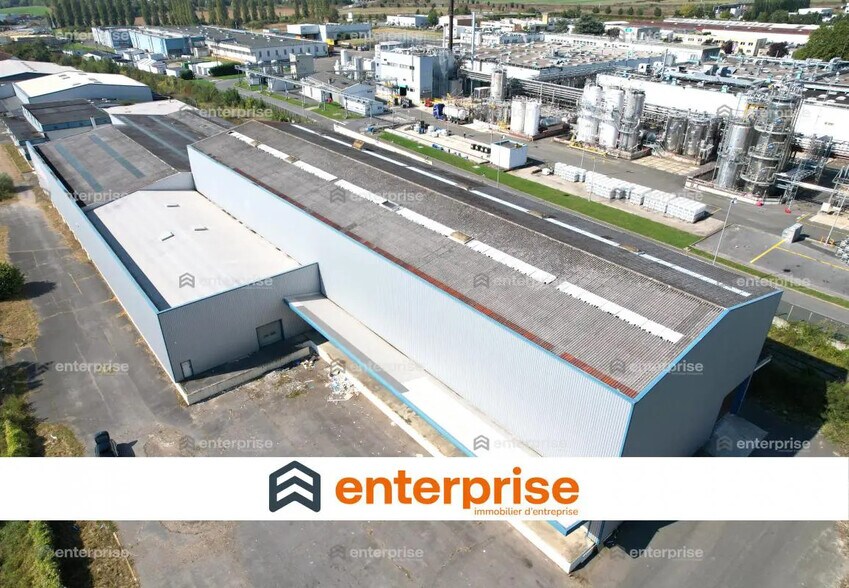 Industrial in Breuil-le-Sec for sale - Aerial - Image 1 of 4