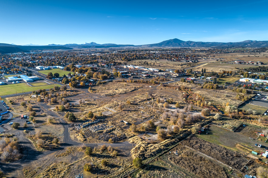 SE Combs Flat Rd, Prineville, OR for sale - Building Photo - Image 2 of 13