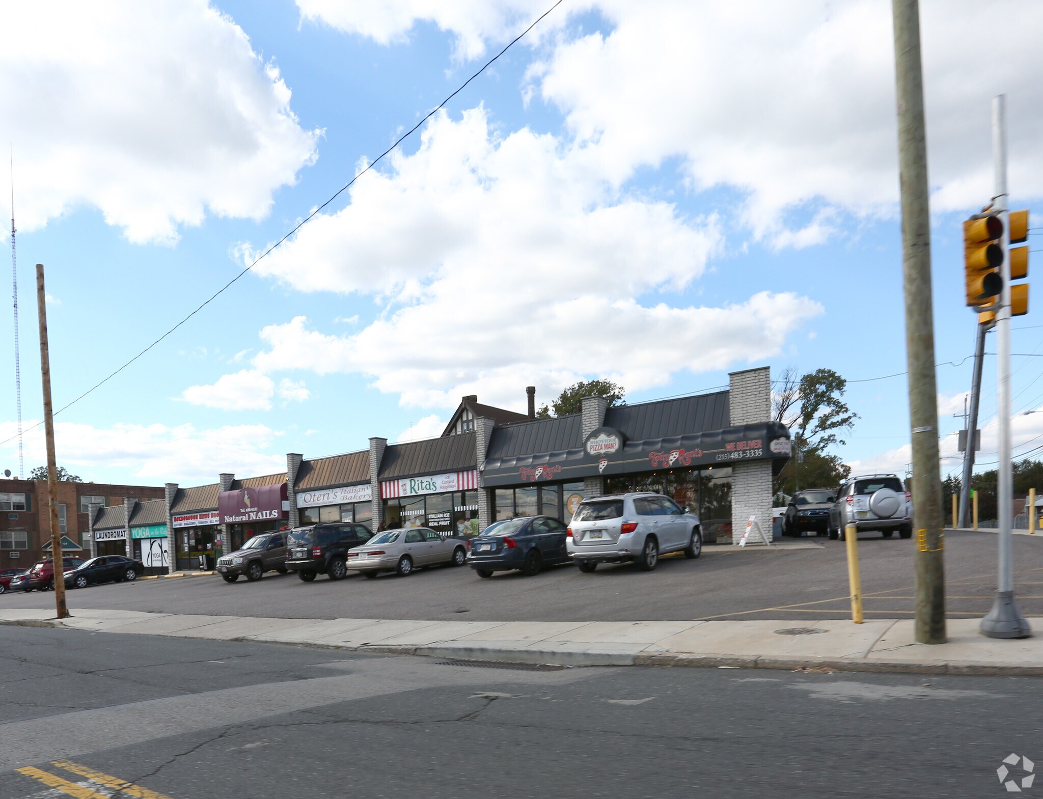 493 Domino Ln, Philadelphia, PA for lease Primary Photo- Image 1 of 4