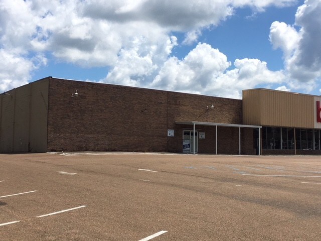 820-838 Highway 35 N, Forest, MS for sale Building Photo- Image 1 of 1