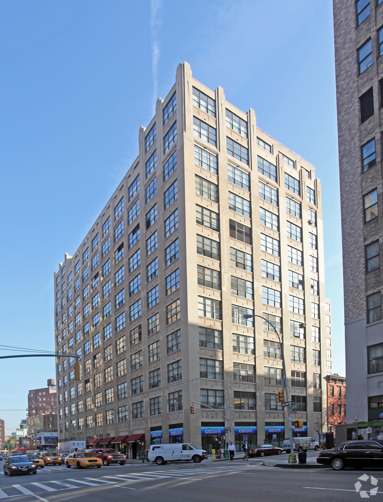 200 Varick St, New York, NY 10014 Film Forum