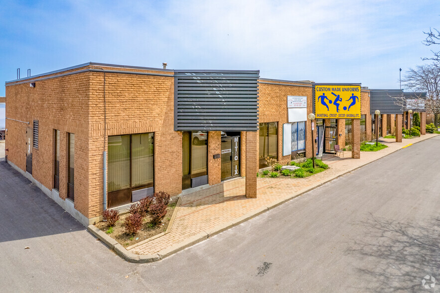 595 Middlefield Rd, Toronto, ON for lease - Building Photo - Image 1 of 5