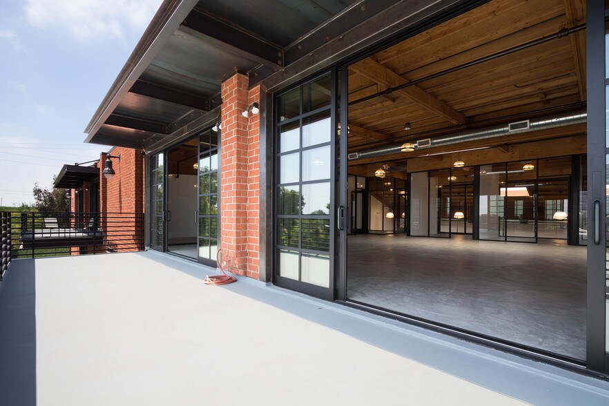 1301 El Segundo Blvd, El Segundo, CA for sale - Building Photo - Image 1 of 1