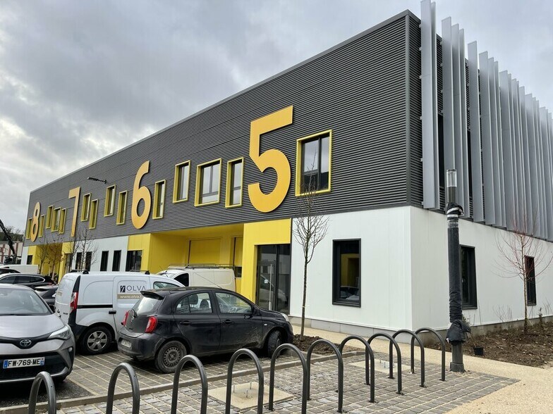 9 Rue Chauvart, Gonesse for lease - Building Photo - Image 2 of 8