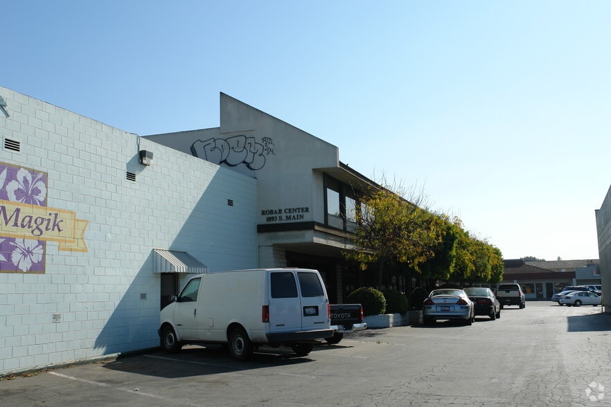 1093 S Main St, Salinas, CA for lease - Building Photo - Image 3 of 6